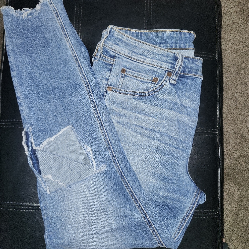 Rag And Bone Cate Cropped Distressed Skinny 30